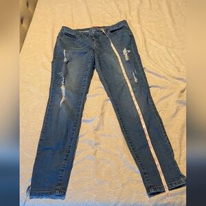 Women's Skinny Blue Distressed Jeans